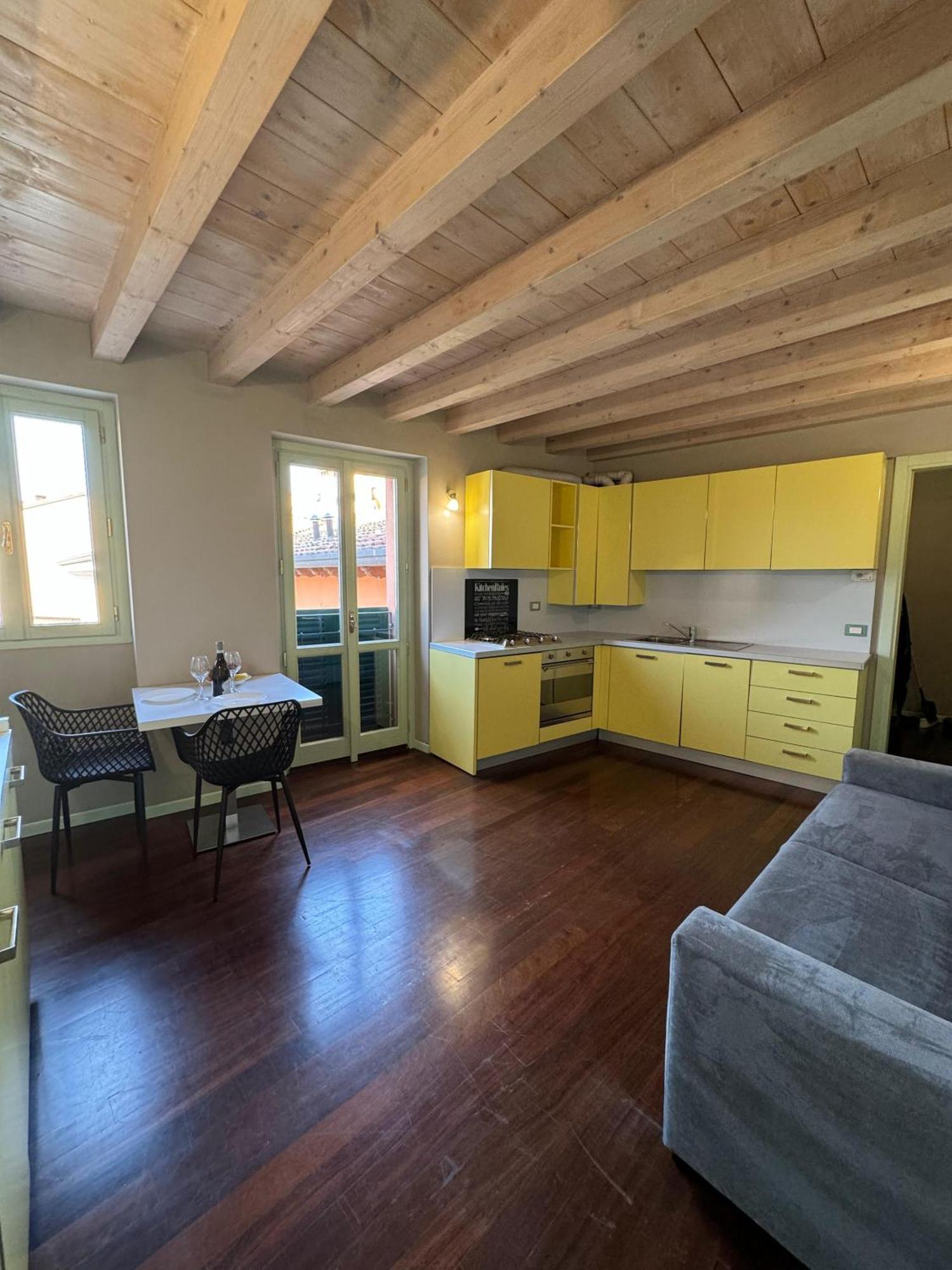 Splendid Apartment Десенцано дел Гарда Екстериор снимка